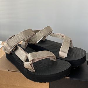 Teva Midform universal metallic